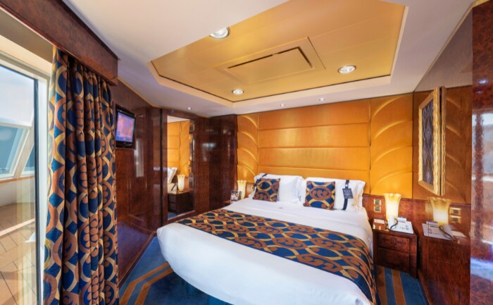 MSC Fantasia- MSC Yacht Club