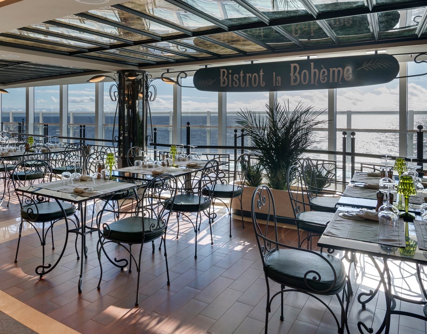 MSC Seaside Restaurant Bar Bistrot La Boheme 06 MSC Seaside Restaurant Bar Bistrot La Boheme 06