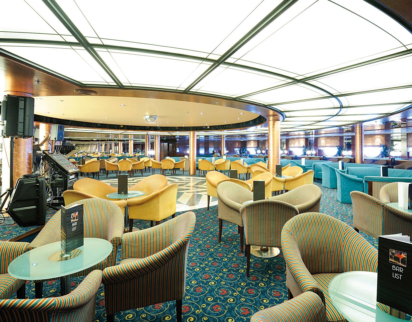 MSC Sinfonia Restaurant And Bar Manhattan Bar 06 MSC Sinfonia Restaurant And Bar Manhattan Bar 06